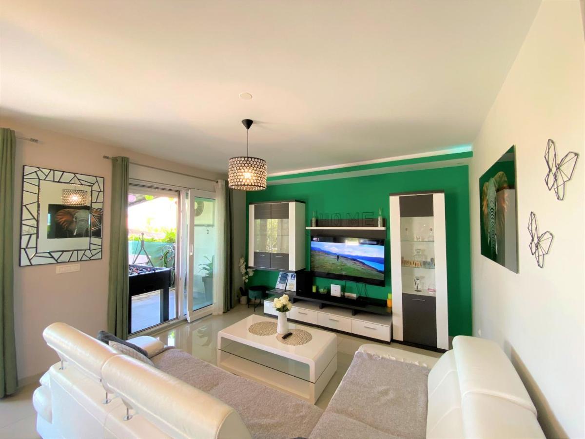 Lux Apartment Sea Shell With Jacuzzi Makarska Exterior foto