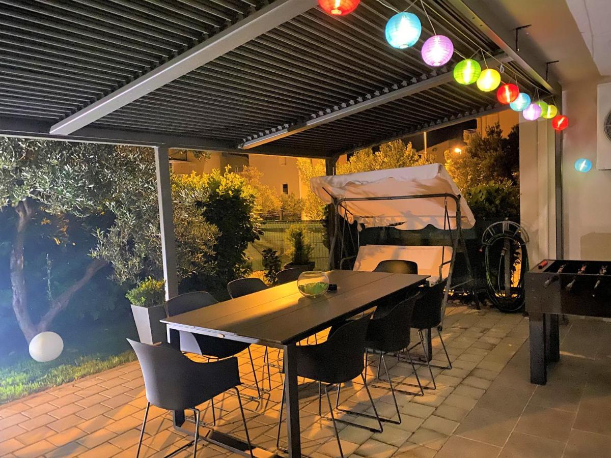 Lux Apartment Sea Shell With Jacuzzi Makarska Exterior foto