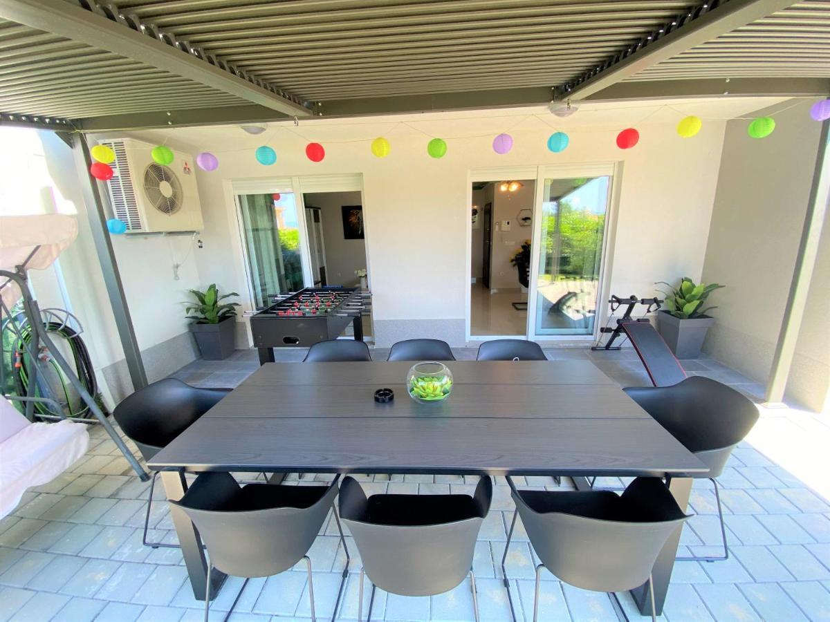 Lux Apartment Sea Shell With Jacuzzi Makarska Exterior foto