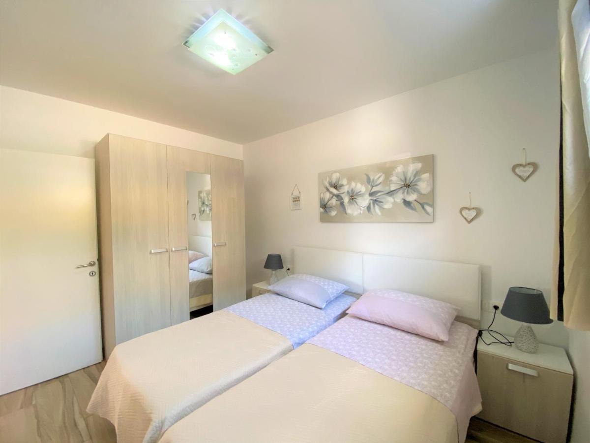 Lux Apartment Sea Shell With Jacuzzi Makarska Exterior foto